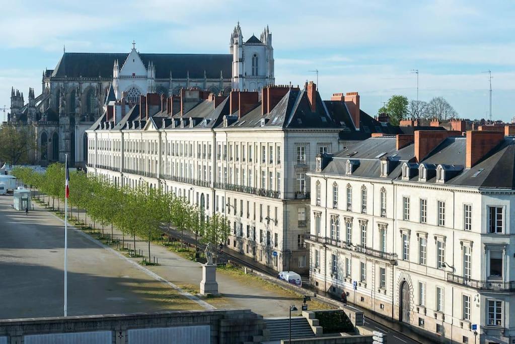 Grande Chambre Independante, Charme, Calme Sur Jardin, Nantes Centre, Acces Prive Par Escalier De L'Immeuble, Sdb & Wc Prives, 10 Minutes Gare Et Palais Des Congres Ngoại thất bức ảnh